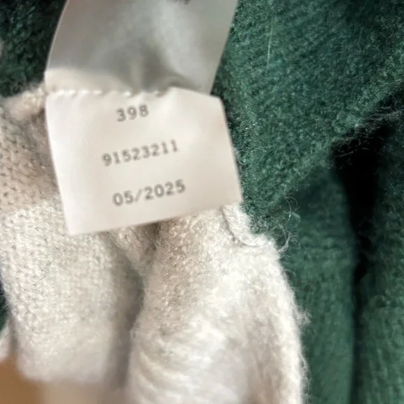 VINCE CAMUTO Forest Green V-Neck Sweater, side vents, boxy boyfriend EUC - Picture 10 of 13